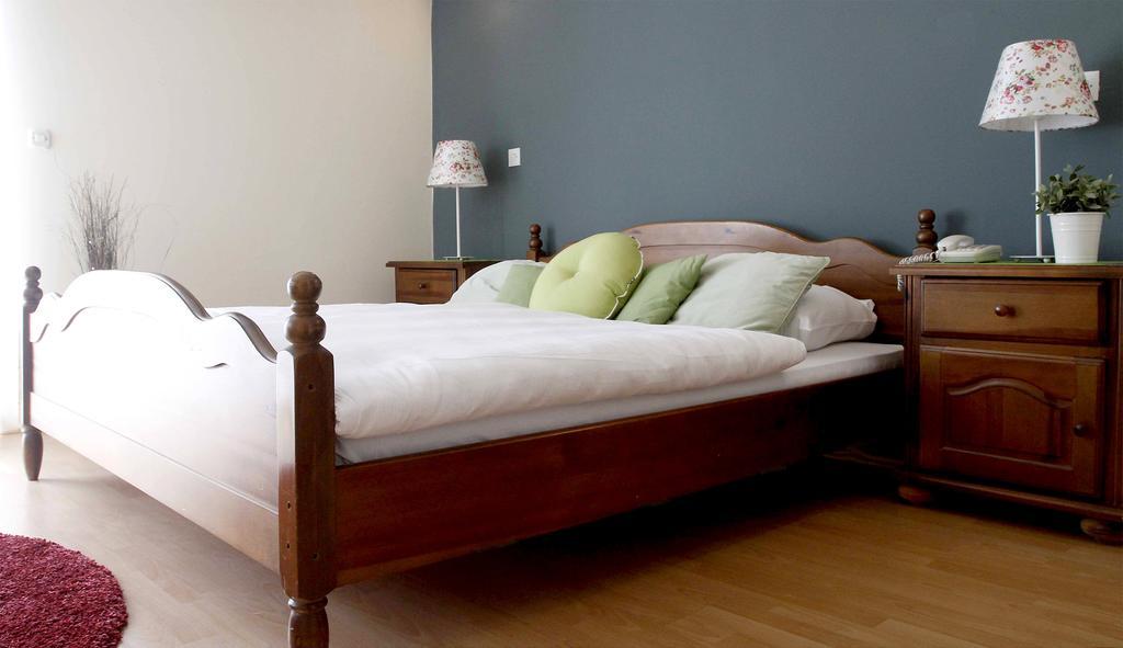 Dom Faletici - SJJ Habitación foto