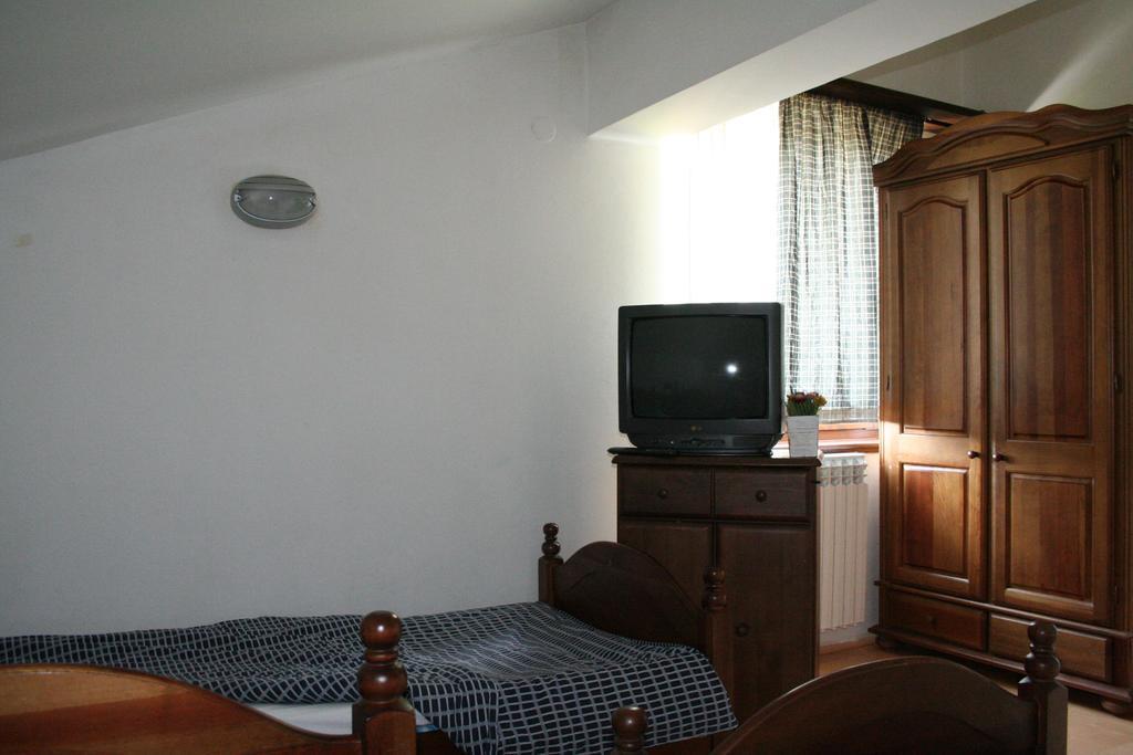 Dom Faletici - SJJ Habitación foto