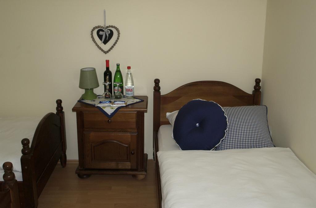 Dom Faletici - SJJ Habitación foto